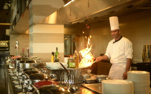 Holiday Inn New Delhi Aerocity by IHG