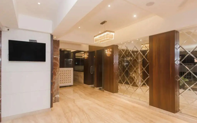 OYO 16718 Hotel Aditya Residency