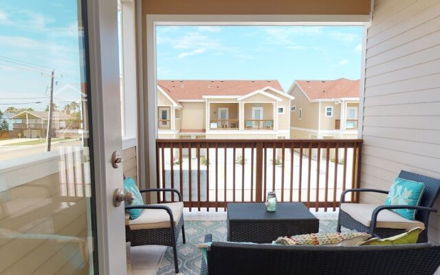 The Chic 3 Bedroom Townhouse