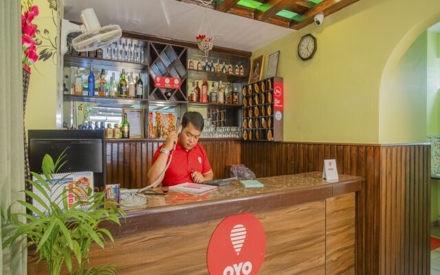 OYO 163 Hotel Arhant Inn