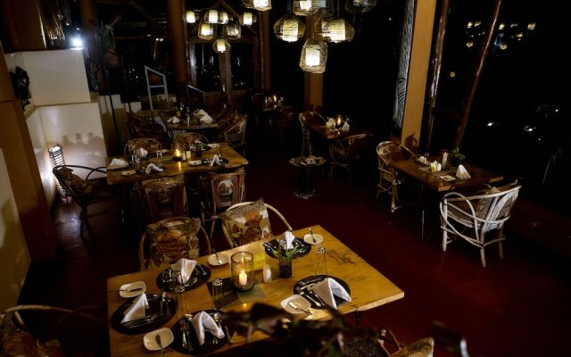 Karama Lodge & Spa
