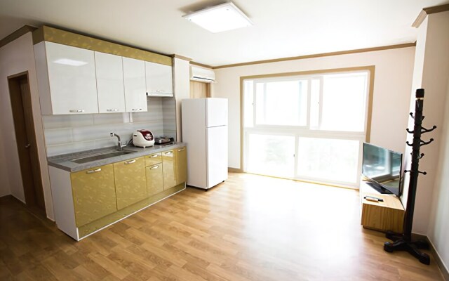 Jeongseon Park Pension