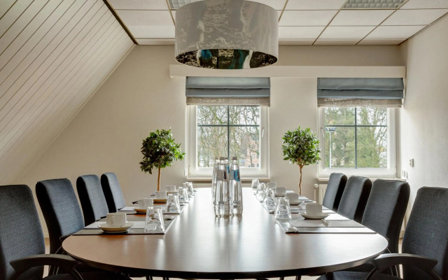Fletcher Hotel-Restaurant De Broeierd