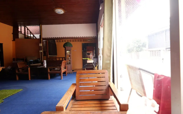 Riverside View Guesthouse