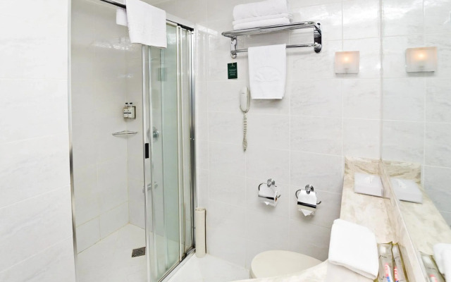 City Garden Hotel Makati