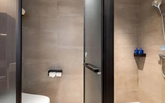 HanTing Hotel (Ganzhou Jiangnan Songcheng) – Bathroom – Ganzhou