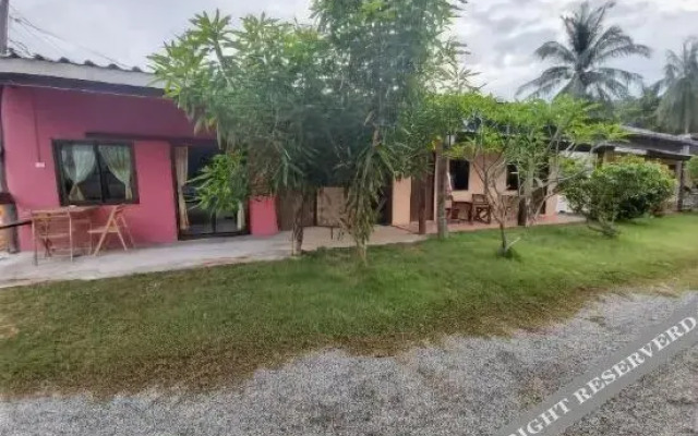 Sakai Bungalows