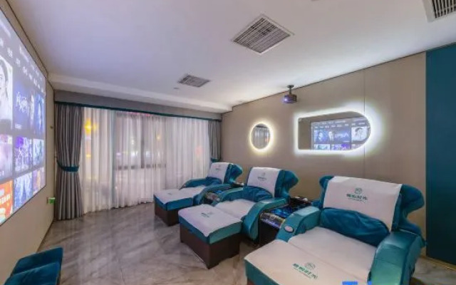Yuechao Extreme Hotel (Guangzhou Zengcheng Xintang South Station Store)