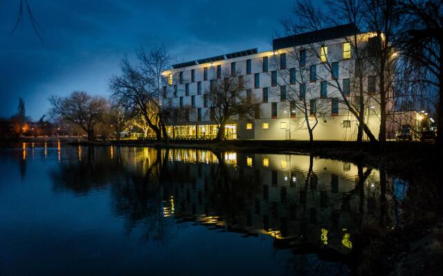 Best Western Bohemian Resort