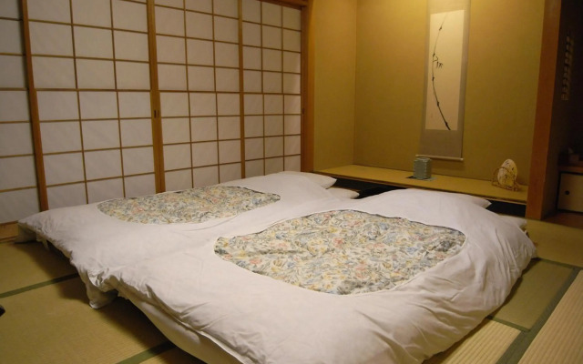 Kawakamiya Kasuitei