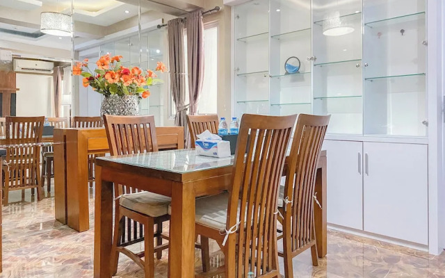 Spacious 2Br Apartment At Pakubuwono Terrace