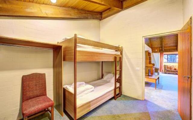 Snow Ski Apartments 41