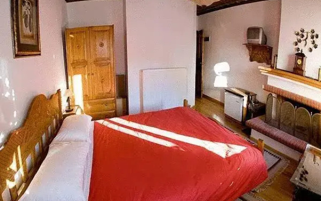 Saltis Guesthouses