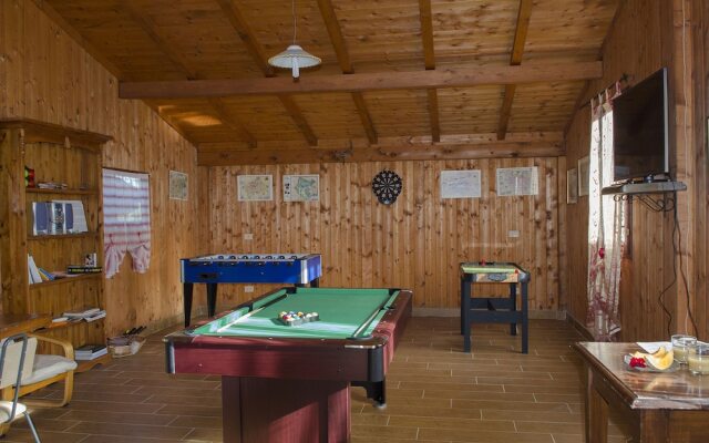 Cozy Holiday Home in Castiglion Fiorentino with Jacuzzi