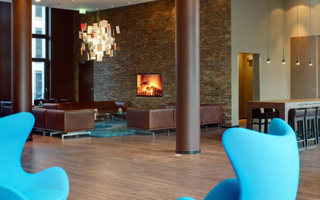 Motel One Köln-Altstadt