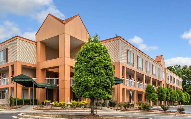 Quality Inn Homewood Birmingham I-65