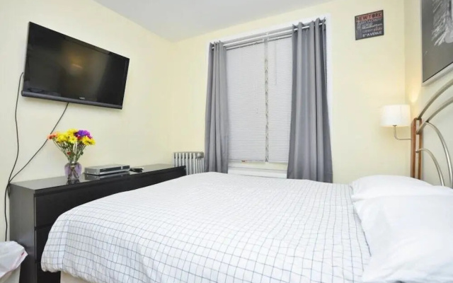 Charming 2 BR - Upper East # 1