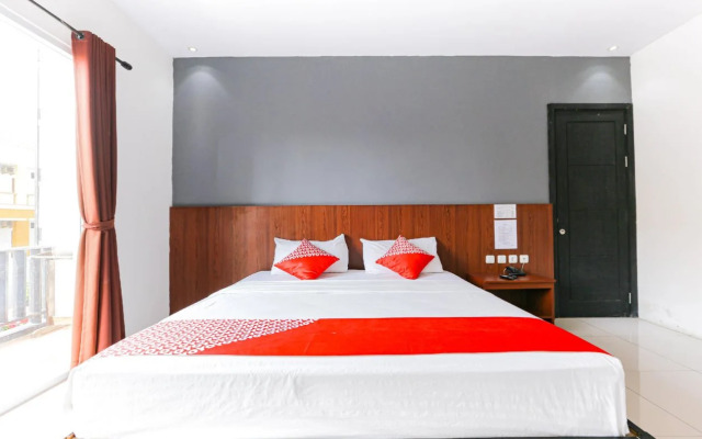Hotel Grand Pacific by OYO Rooms