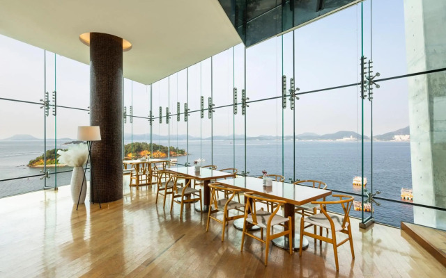 Hidden Bay Hotel