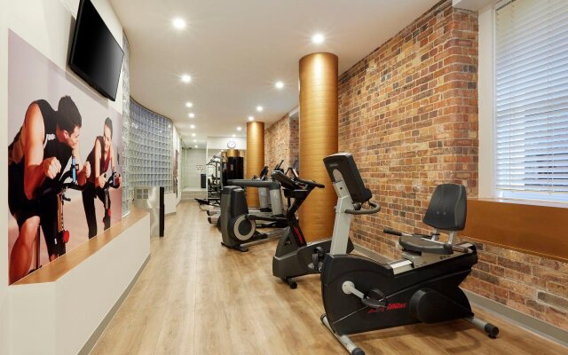 Furama Darling Harbour