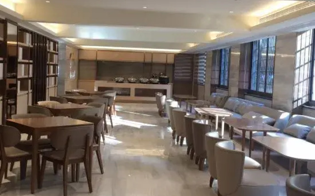 JI Hotel (Zhuji Xishi Guli City Plaza)
