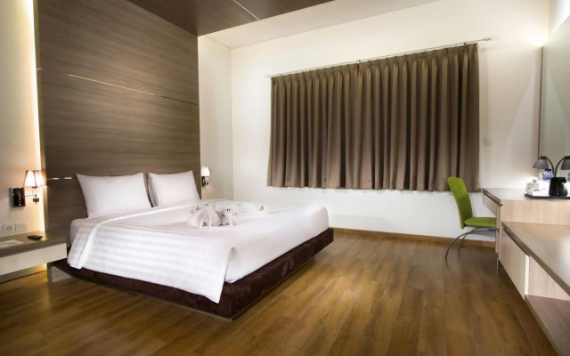 Whiz Prime Hotel Kelapa Gading