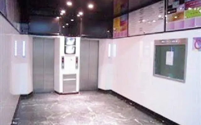 Marco Polo Hostel - Carlton Group of Hostels