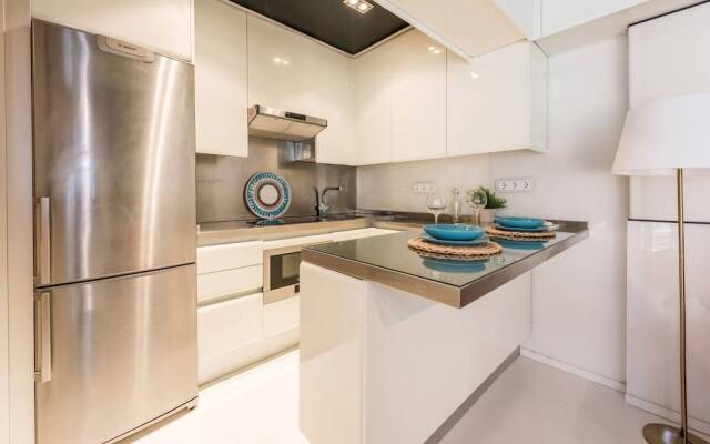 Puerta de Hierro Design Duplex I by My City Home