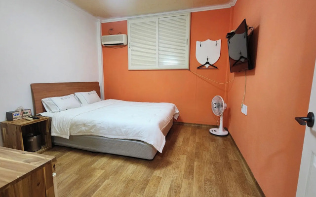 Myeongdong Motel