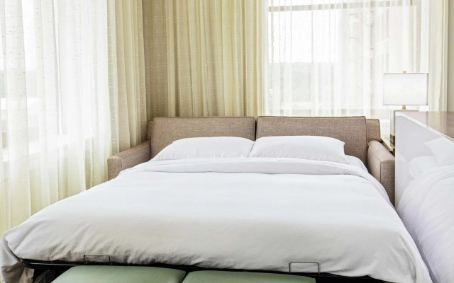 DoubleTree by Hilton Youngstown Downtown