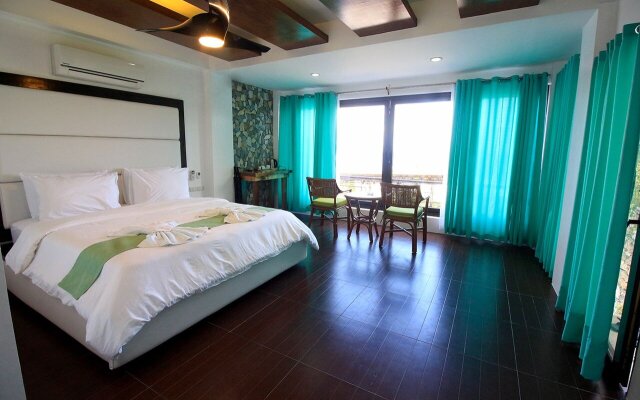 Manarra Seaview Resort