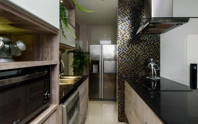 Pineapples BC101 - Estiloso apartamento em Copacabana