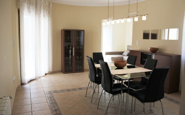 021 Villa Palmar, 8C