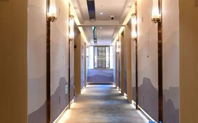 Moshang Huakai Art Hotel