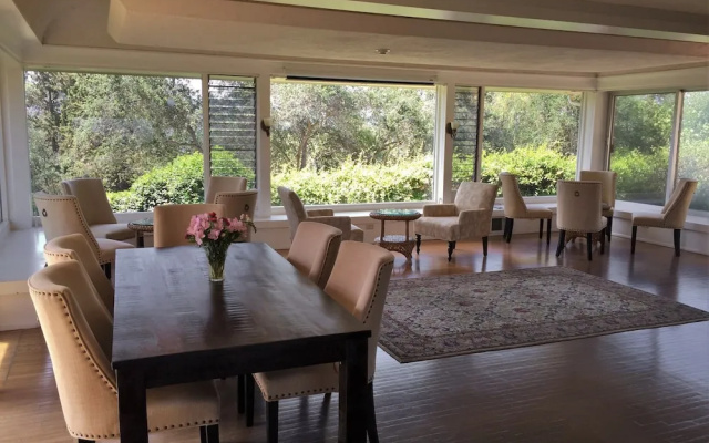 Ojai Retreat & Inn