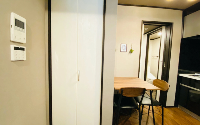 Calm Asakusa Kaminarimon Gate CLx – Guest Rooms – Tokyo