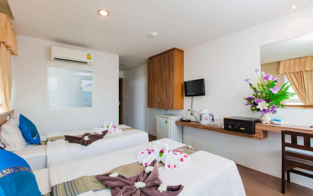 77 Patong Hotel & Spa
