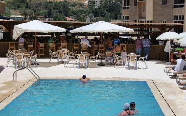 Chalets De Faraya