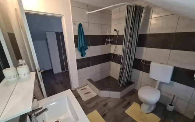 Apartman Ana Gracac