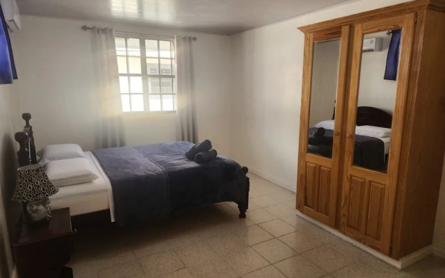 Ideal Executive Suites
