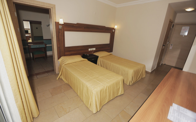 Club Munamar Beach Resort – All Inclusive