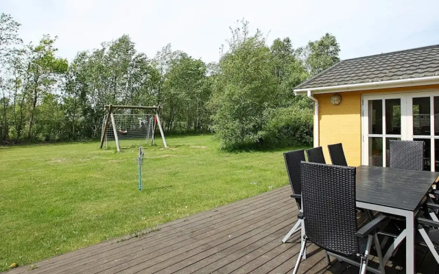 8 Person Holiday Home in Jerup