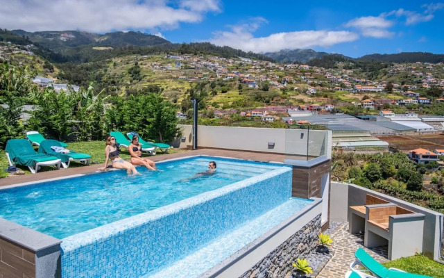 Sunshine Deluxe A by Madeira Sun Travel