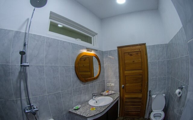 Senggigi Homes & Apartments