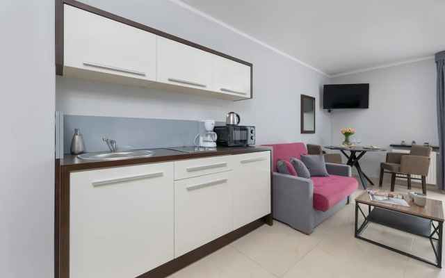 Avangard Świnoujście by Renters