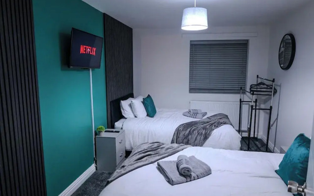 Sleeps17 Bliss 7-bedroom Luxury Escape Birmingham