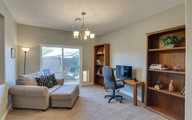 Mtn Views: Family-friendly Gold Canyon Getaway!