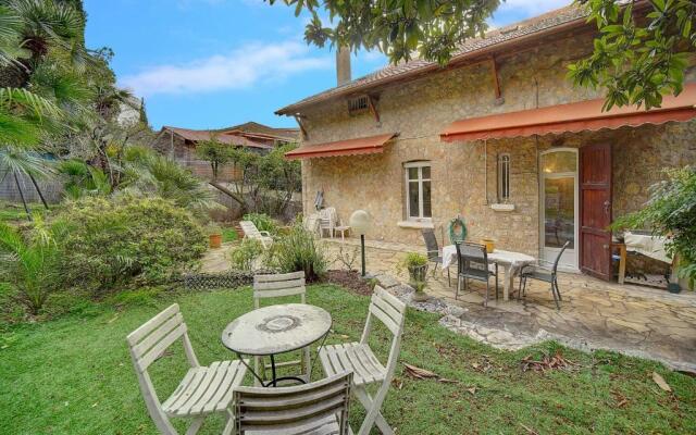 IMMOGROOM - Villa in the city center with terrace- garden- CONGRESS/BEACHES