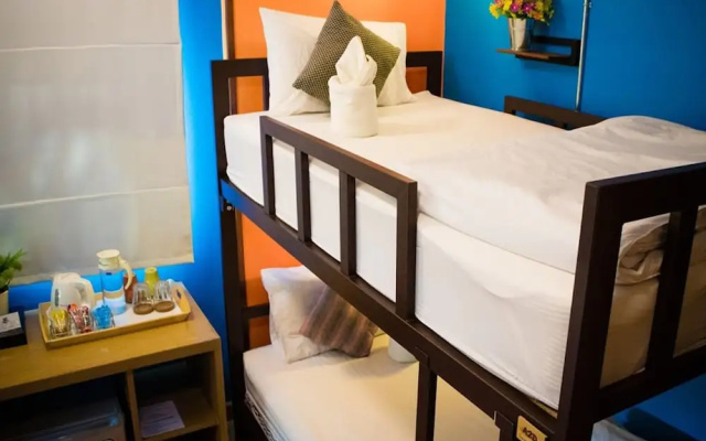 Tawan Bed Club