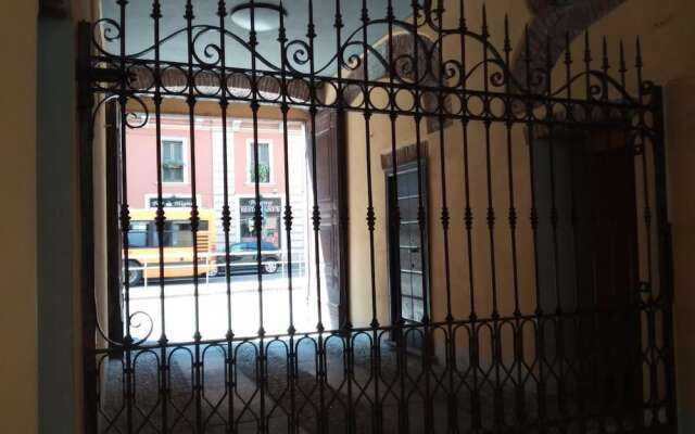 Kibilù - Viale Bligny Yellow